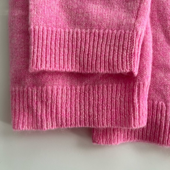Pink Cashmere Turtleneck Sweater - Picture 3 of 10